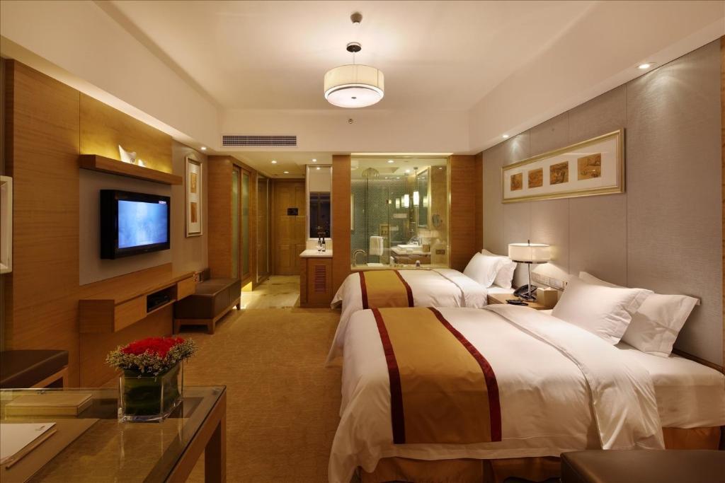 Sovereign Hotel Zhanjiang Kamer foto